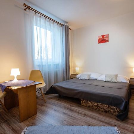 Hotel Poludnica Lipótszentmiklós Kültér fotó
