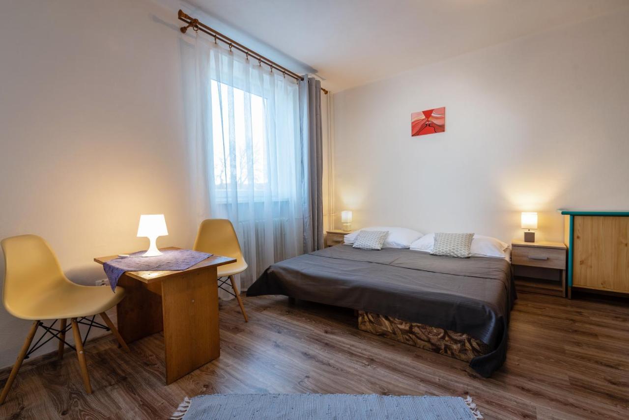 Hotel Poludnica Lipótszentmiklós Kültér fotó